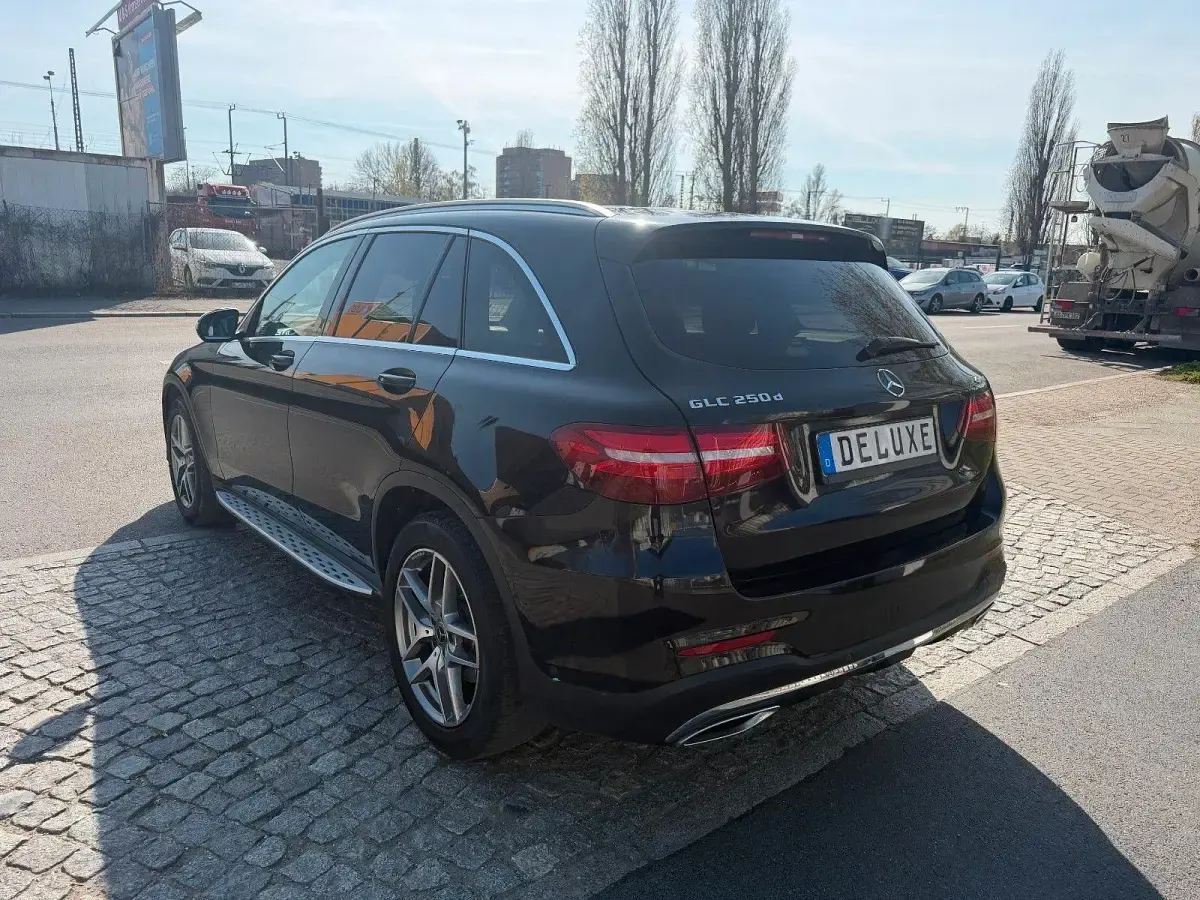 Gebraucht Mercedes GLC250 AMG 204 PS (150 kW) 2016 Schwarz SUV