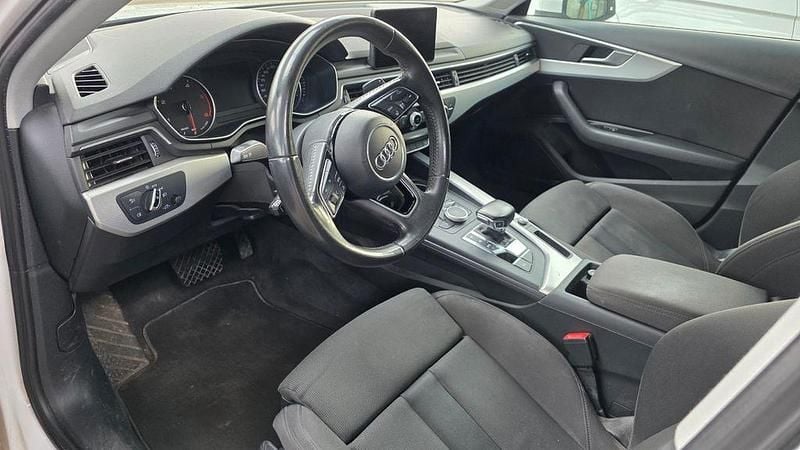 Gebraucht Audi A4 Ambiente 150 PS (110 kW) 2016 Weiß Kombi