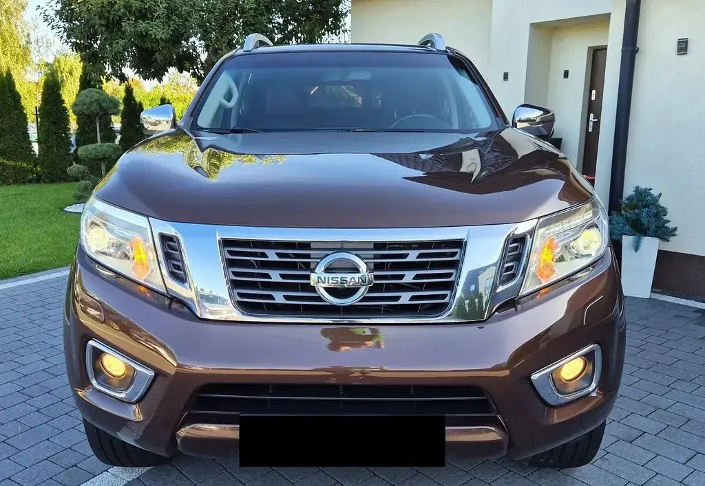 Gebraucht Nissan Navara Tekna 190 PS (139 kW) 2017 Braun Pickup