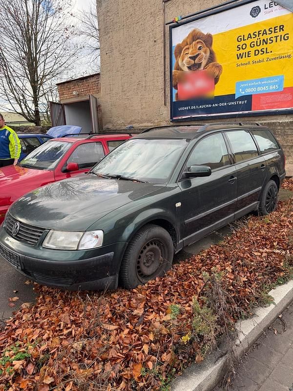 Gebraucht VW Passat 125 PS (91 kW) 1998 Grün Kombi