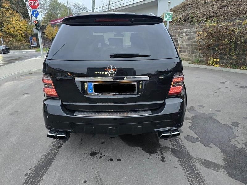 Gebraucht Mercedes ML420 306 PS (225 kW) 2008 Schwarz SUV
