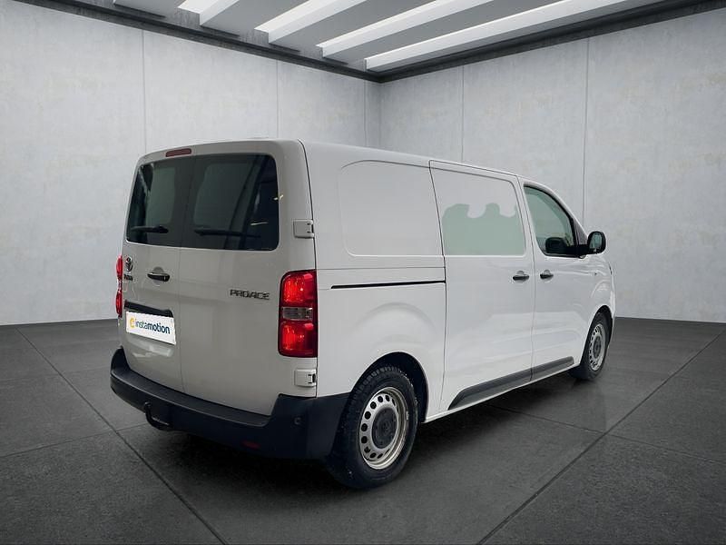Gebraucht Toyota Proace 120 PS (88 kW) 2021 Weiß Van / Kleinbus