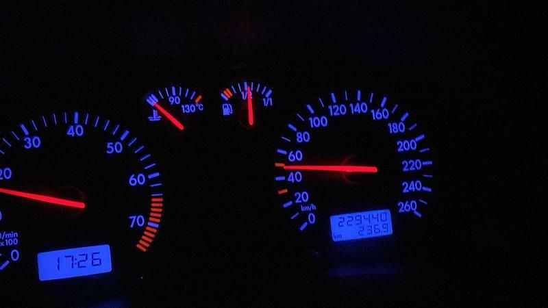 Gebraucht VW Passat 125 PS (91 kW) 1997 Andere farben Limousine