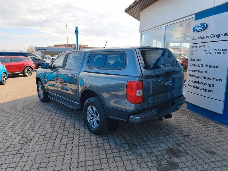 Neu Ford Ranger XLT 170 PS (125 kW) 2025 Grau Pickup