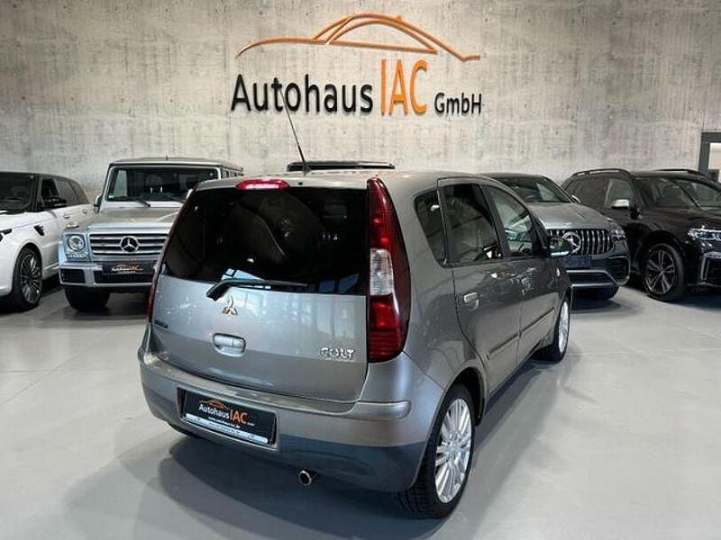 Gebraucht Mitsubishi Colt 95 PS (69 kW) 2008 Grau Kleinwagen