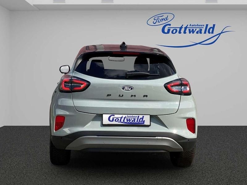 Gebraucht Ford Puma Titanium 125 PS (91 kW) 2025 Cactus gray SUV