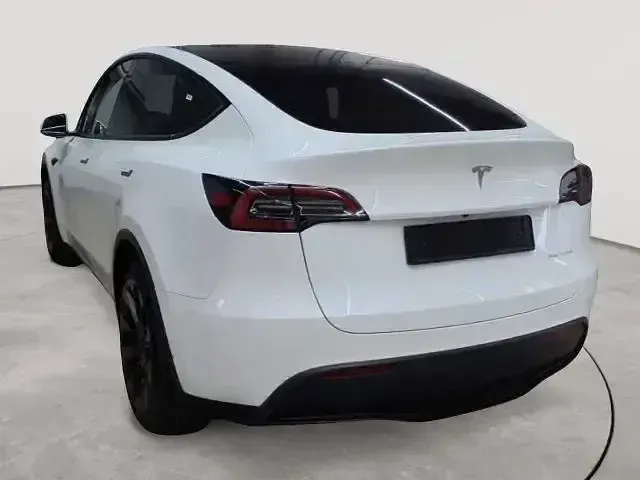 Gebraucht Tesla Model Y 378 kW (514 PS) 2023 Weiß SUV