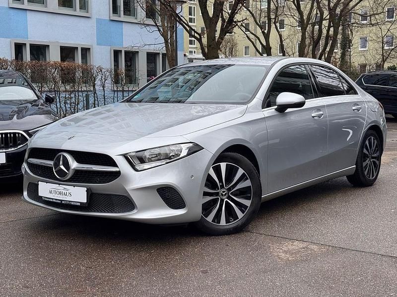 Gebraucht Mercedes A220 190 PS (139 kW) 2020 Silber Limousine