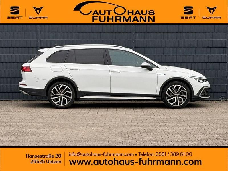Gebraucht VW Golf Alltrack 200 PS (147 kW) 2023 Weiß Kombi