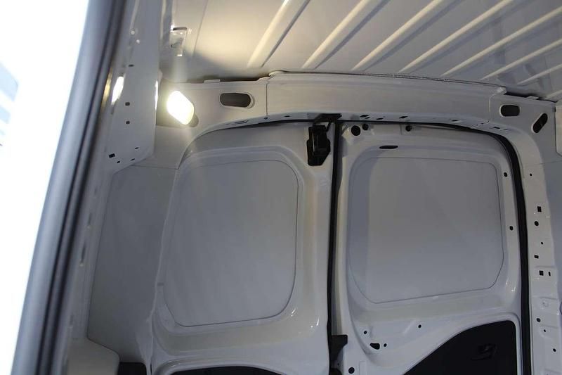 Gebraucht Citroën Berlingo 102 PS (75 kW) 2024 Lackierung weiss icy Van / Kleinbus