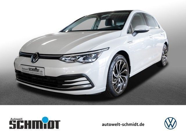 Oryxweißperlmutteffekt Gebraucht 2021 VW Golf VIII Style Limousine | 23.450 € (Guter Preis) - Bild 1/4