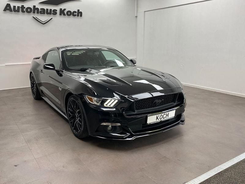 Schwarz Gebraucht 2015 Ford Mustang GT Coupé | 33.999 € (Fairer Preis) - Bild 1/4