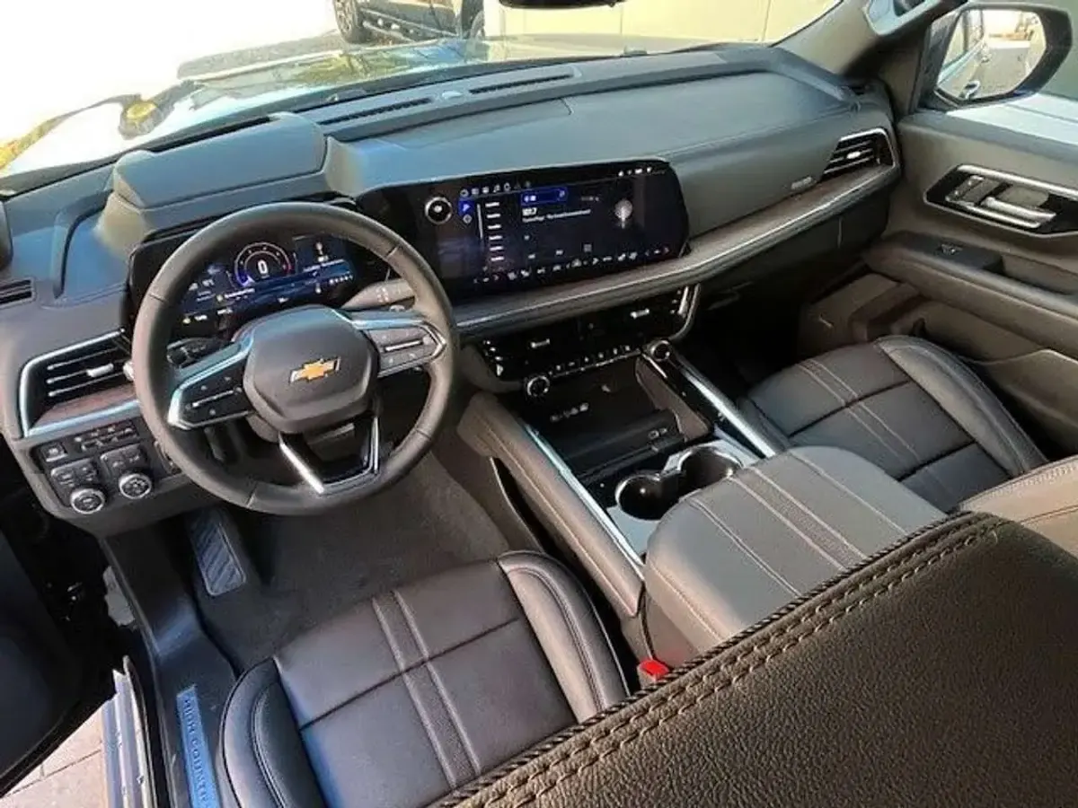 Neu Chevrolet Tahoe 426 PS (313 kW) 2026 Grau SUV