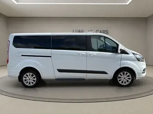 Gebraucht Ford Tourneo Custom 131 PS (96 kW) 2019 Andere Van