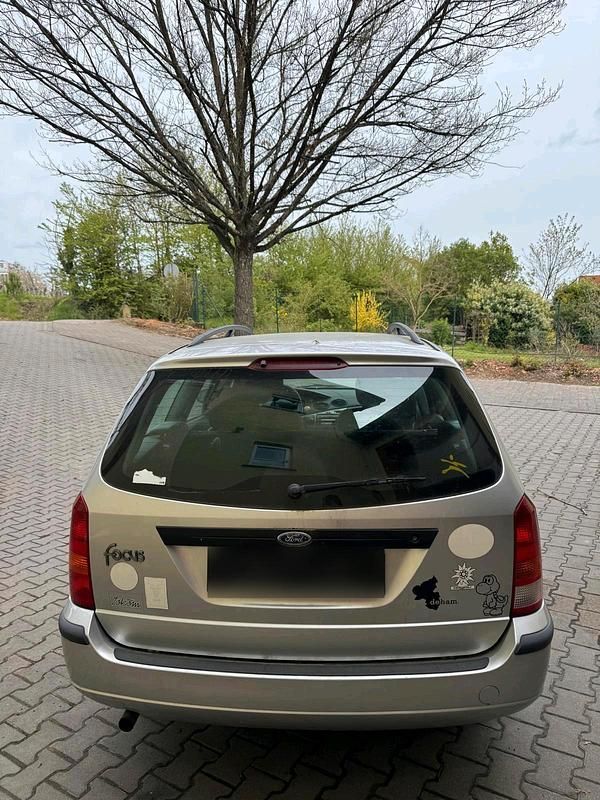 Usata Ford Focus 101 CV (74 kW) 2003 Argento Station wagon