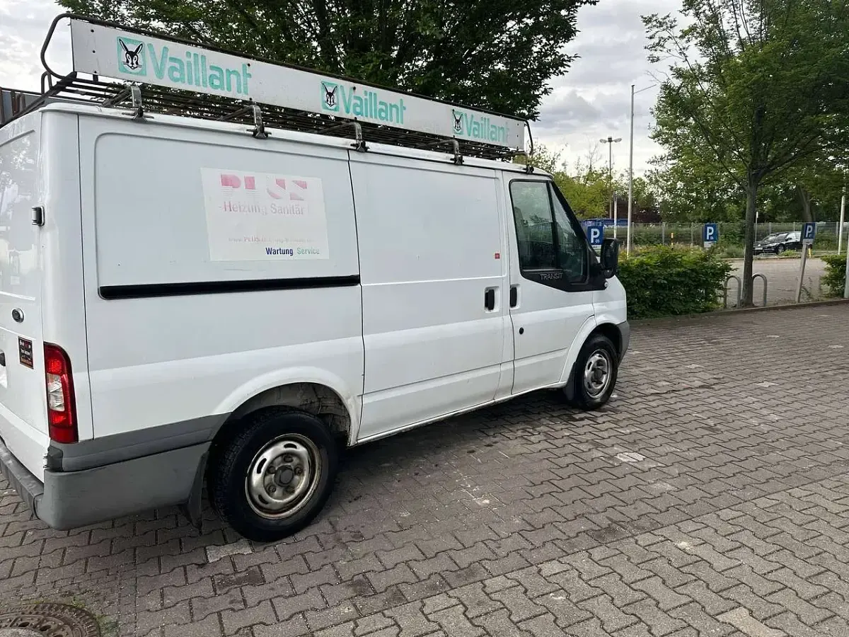 Gebraucht Ford Transit 86 PS (63 kW) 2008 Frostweiß Pickup