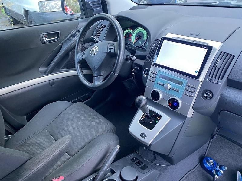 Schwarz Gebraucht 2005 Toyota Corolla Verso Van / Kleinbus | 2.999 € (Fairer Preis) - Bild 1/4