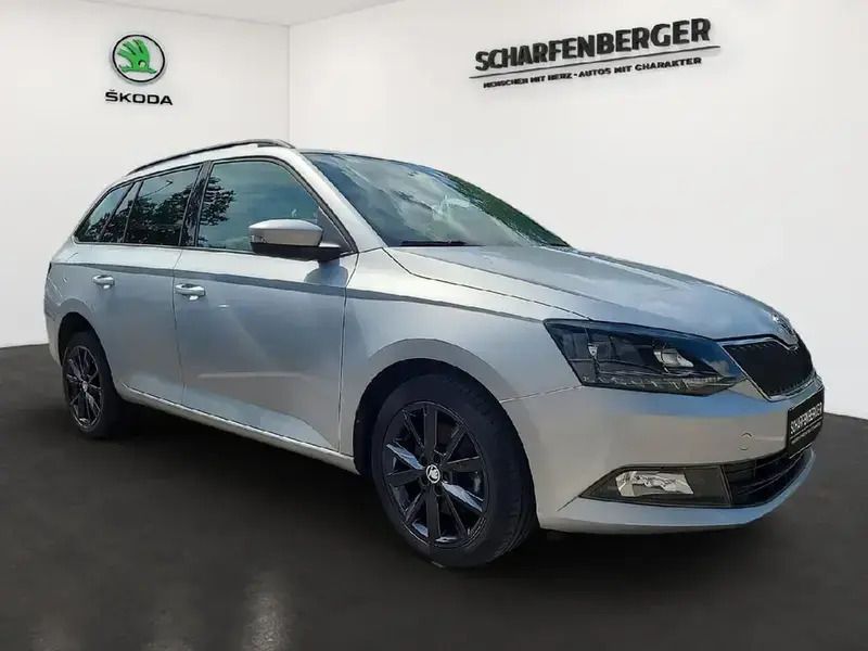 Gebraucht Skoda Fabia Ambition 110 PS (80 kW) 2016 Silber Kleinwagen