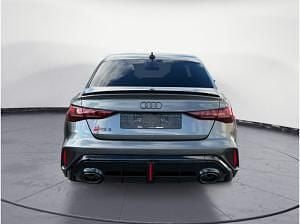 Neu Audi RS3 Performance 400 PS (294 kW) 2026 Grau (daytonagrau perleffekt) Limousine