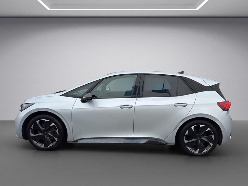 Second-hand Cupra Born 169 kW (231 CP) 2023 Andere farbe Hatchback
