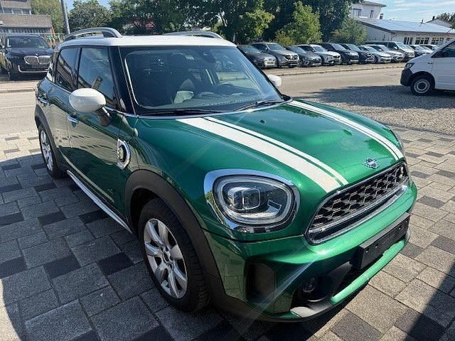 Grün Gebraucht 2021 Mini Cooper Countryman Classic SUV | 21.280 € (Guter Preis) - Bild 1/4