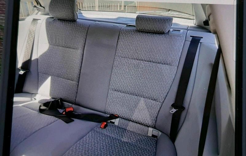 Gebraucht BMW 318 2001 Grau Coupé