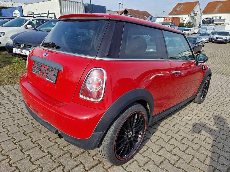 Gebraucht Mini ONE 75 PS (55 kW) 2012 Rot Kleinwagen