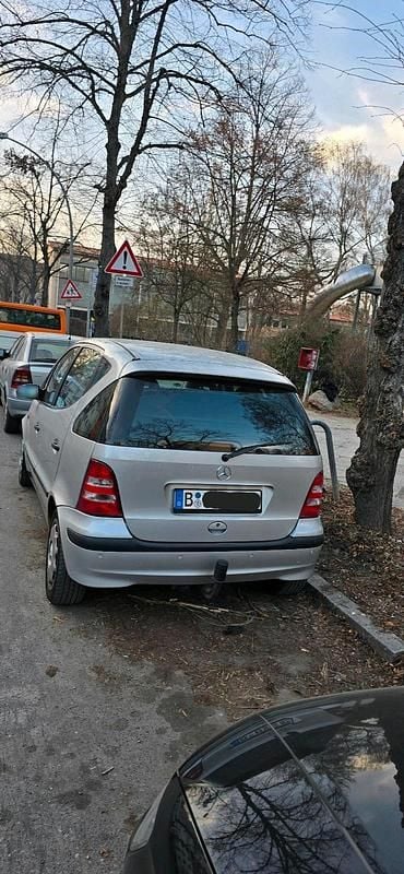 Gebraucht Mercedes A160 102 PS (75 kW) 2003 Silber Limousine