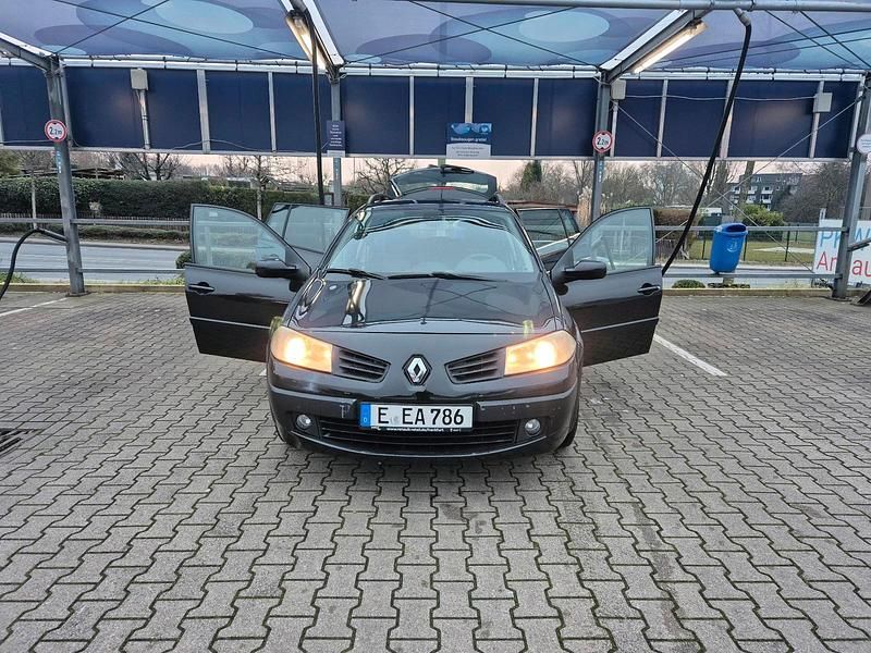Schwarz Gebraucht 2007 Renault Mégane GrandTour Kombi | 2.600 € (Teuer) - Bild 1/4