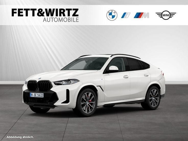Mineralweiss metallic Gebraucht 2024 BMW X6 M Sport SUV | 80.800 € (Guter Preis) - Bild 1/3
