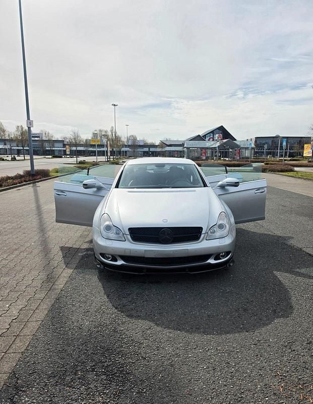 Gebraucht Mercedes CLS280 231 PS (169 kW) 2009 Grau Limousine