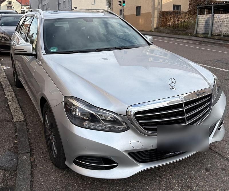 Silber Gebraucht 2015 Mercedes E220 Kombi | 10.500 € (Superpreis) - Bild 1/4