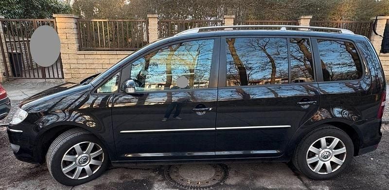Gebraucht VW Touran 140 PS (102 kW) 2008 Schwarz Van / Kleinbus