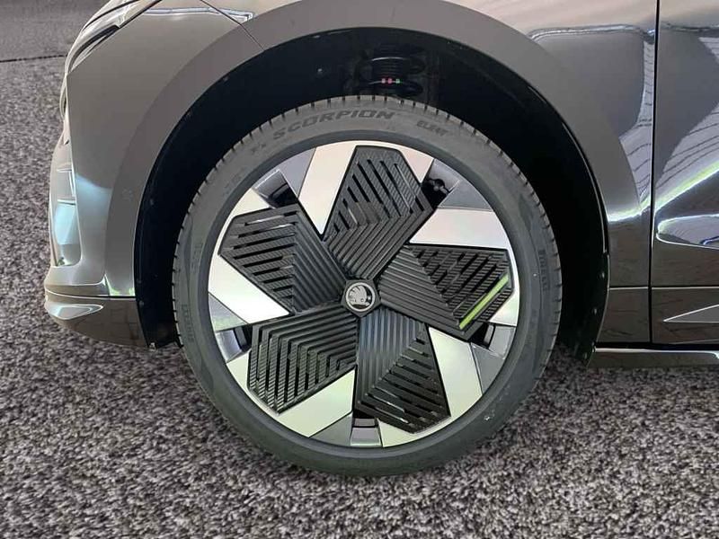 Gebraucht Skoda Enyaq iV RS 250 kW (340 PS) 2025 Blackmagic perleffekt SUV