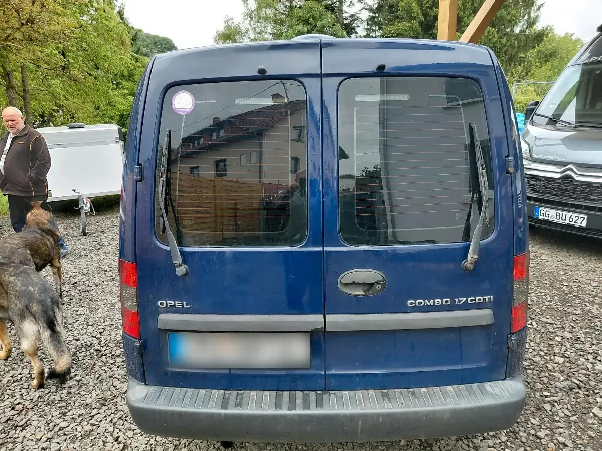 Occasion Opel Combo 101 ch (74 kW) 2006 Bleue Monospace