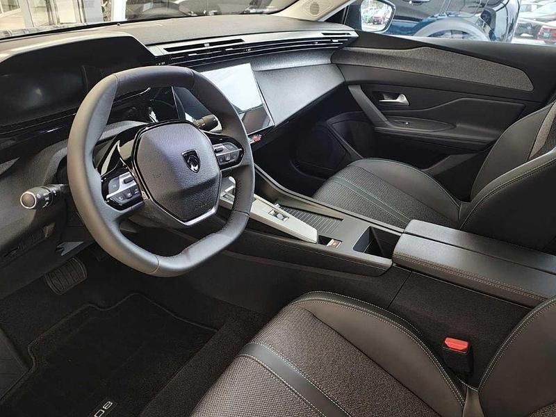 Neu Peugeot e-408 Allure 156 kW (213 PS) 2025 Blau SUV