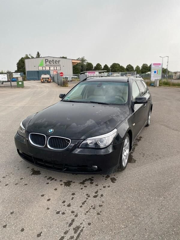 Schwarz Gebraucht 2004 BMW 535 Kombi | 3.500 € (Superpreis) - Bild 1/4
