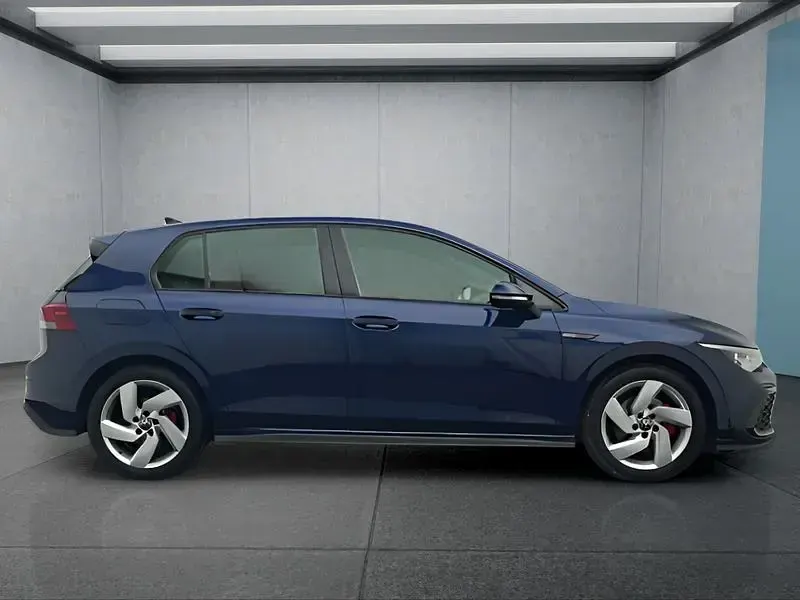 Gebraucht VW Golf VIII 200 PS (147 kW) 2024 Blau Kleinwagen