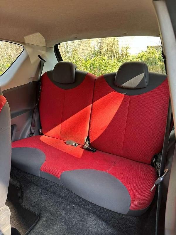 Gebraucht Peugeot 107 Urban Move 68 PS (50 kW) 2007 Schwarz Kleinwagen