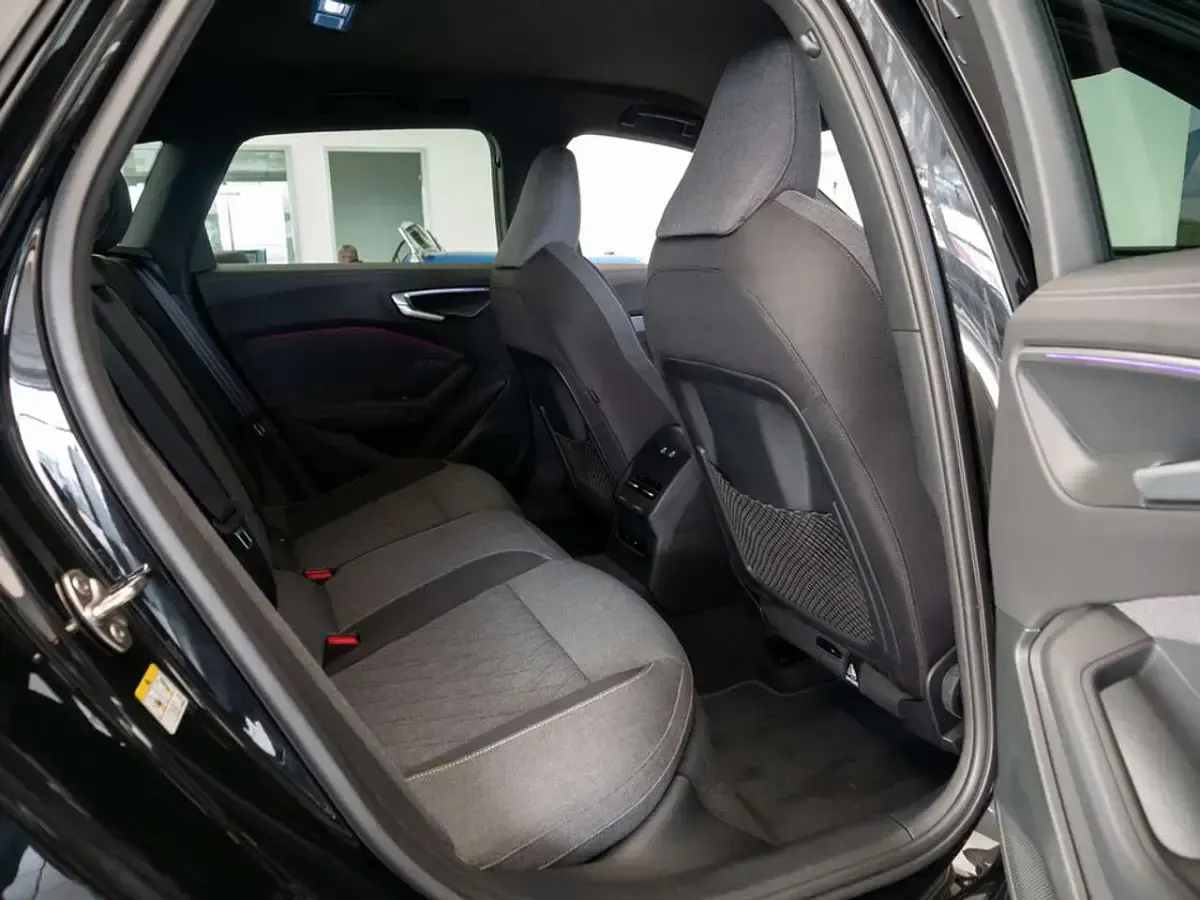 Gebraucht Audi A5 Edition .1 204 PS (150 kW) 2025 Schwarz Kombi