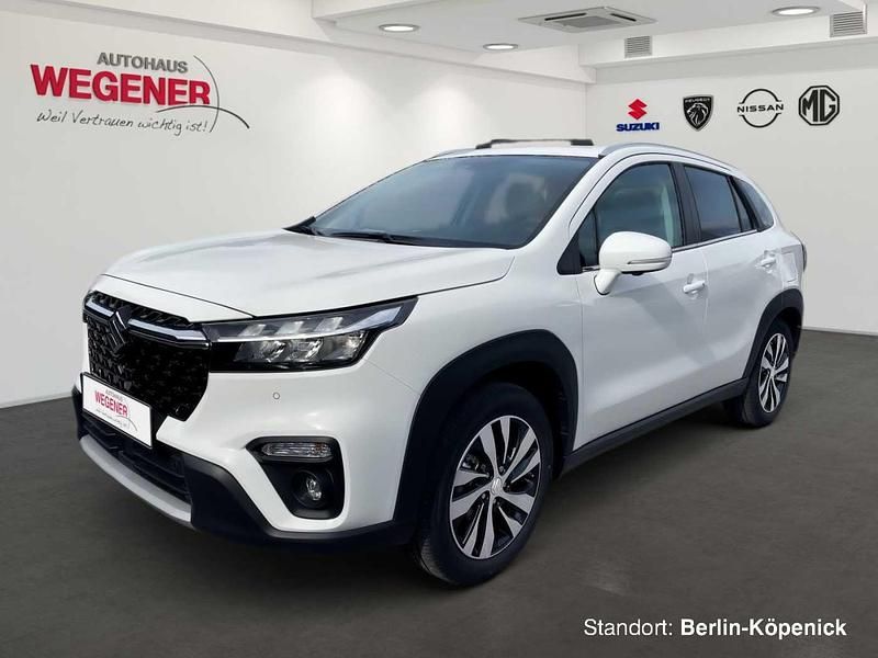 Superior white Gebraucht 2023 Suzuki SX4 Comfort+ SUV | 25.590 € - Bild 1/4