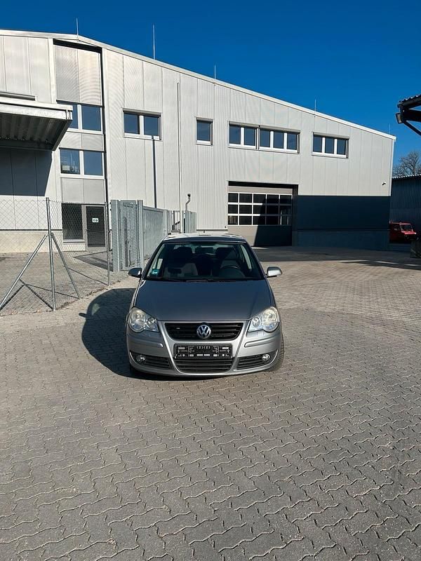 Gebraucht VW Polo United 54 PS (39 kW) 2008 Silber Kleinwagen