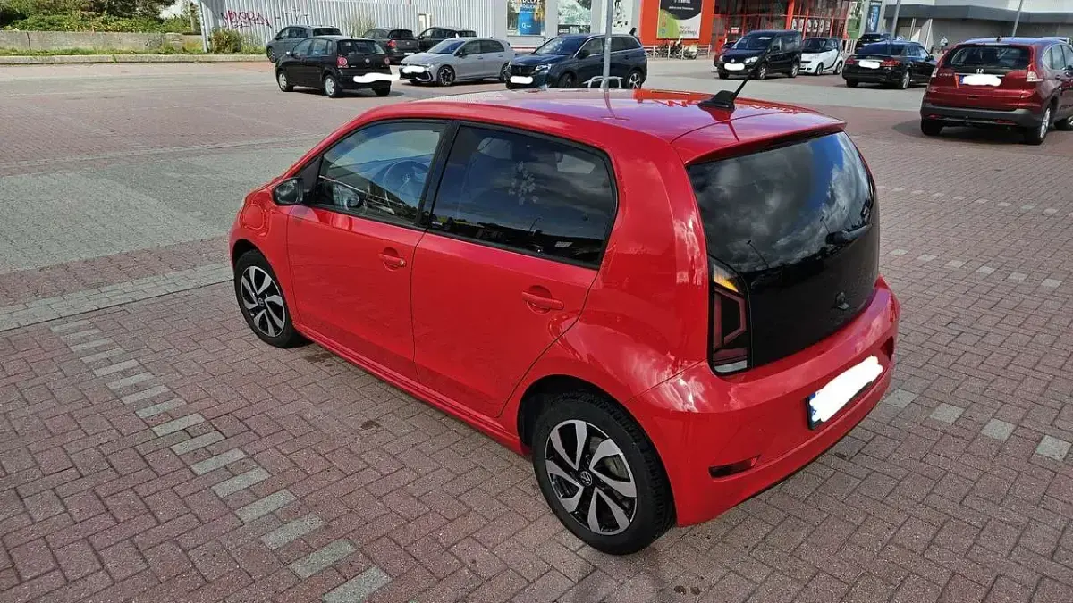 Gebraucht VW e-up! Active 61 kW (83 PS) 2021 Rot Kleinwagen