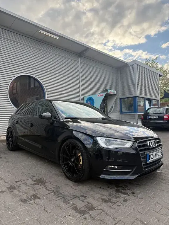 Gebraucht Audi A3 Ambition 150 PS (110 kW) 2015 Schwarz Limousine