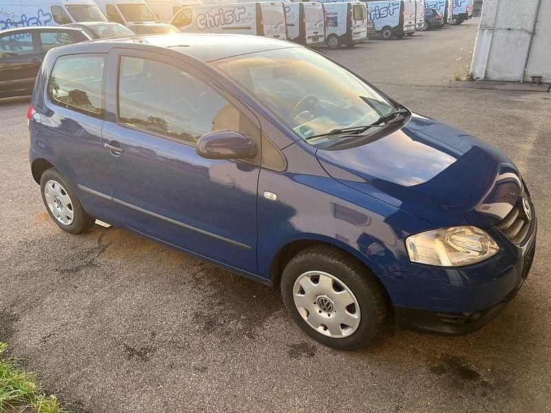 Usata VW Fox 54 CV (39 kW) 2006 Blu Utilitaria