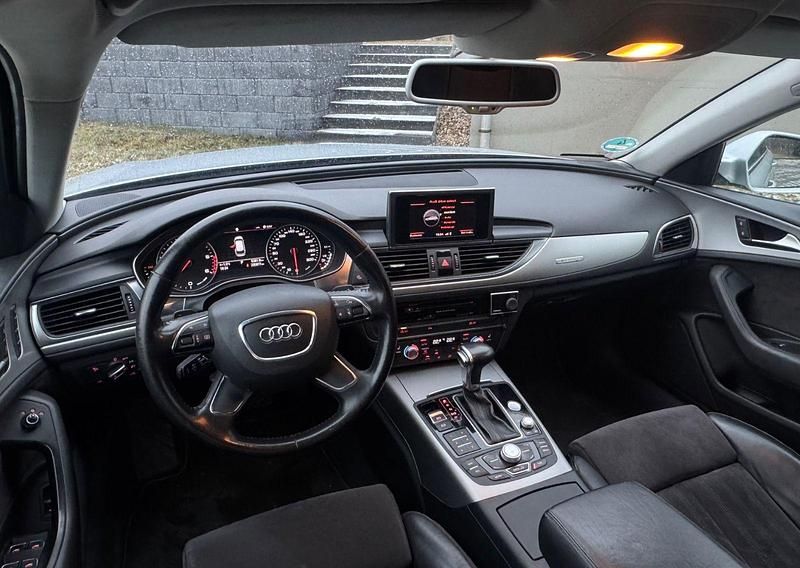Gebraucht Audi A6 Ambiente 245 PS (180 kW) 2011 Silber Kombi