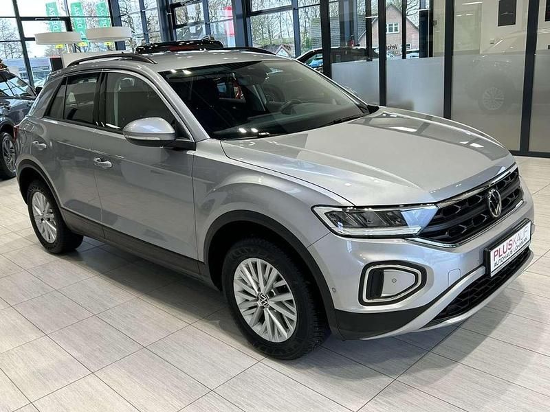 Gebraucht VW T-Roc Life 150 PS (110 kW) 2022 Pyrite silver metallic SUV