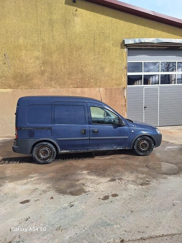 Gebraucht Opel Combo 101 PS (74 kW) 2008 Blau Van / Kleinbus