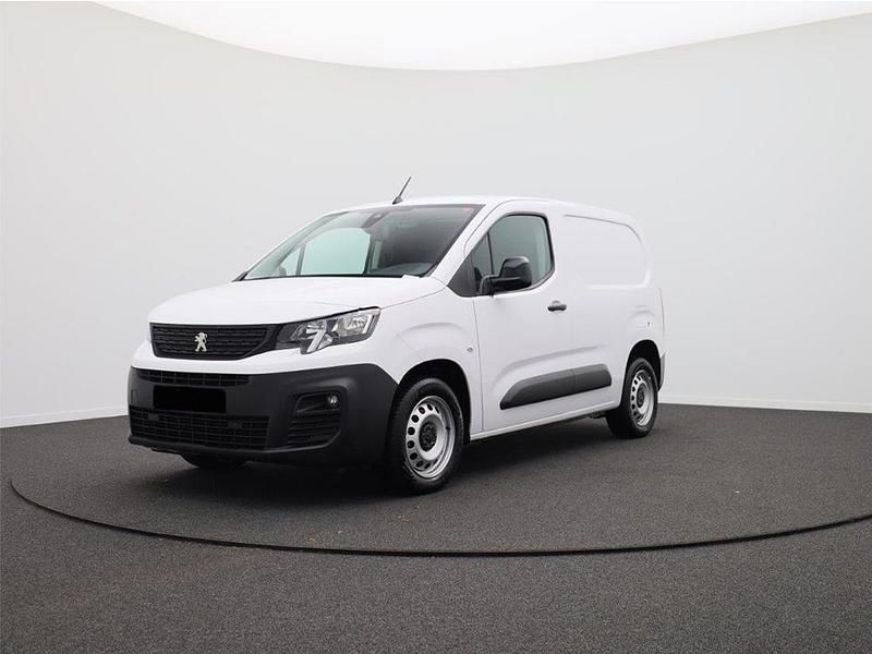 Weiß Gebraucht 2024 Peugeot Partner Van | 17.579 € (Fairer Preis) - Bild 1/4
