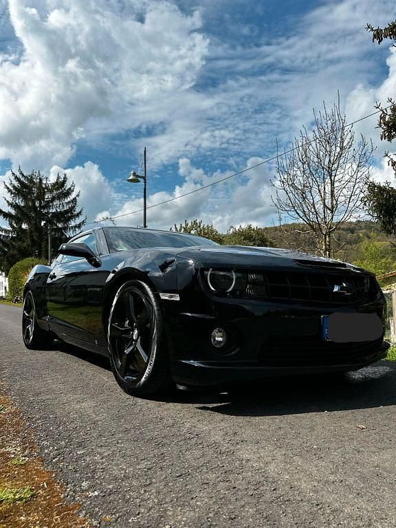 Schwarz Gebraucht 2010 Chevrolet Camaro Coupé | 22.950 € (Superpreis) - Bild 1/4